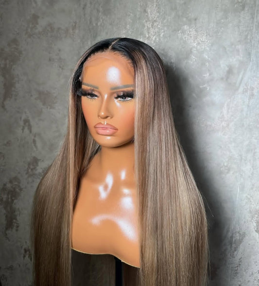 Bone straight Futura human blend